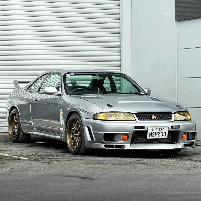 Nissan Skyline R33